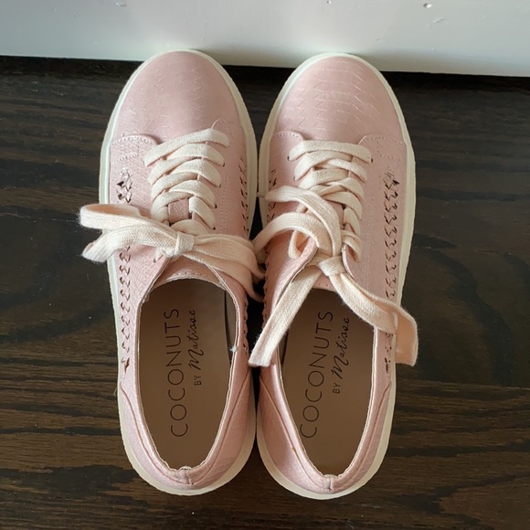 Light pink, fake croc skin platform sneakers - Picture 4 of 5